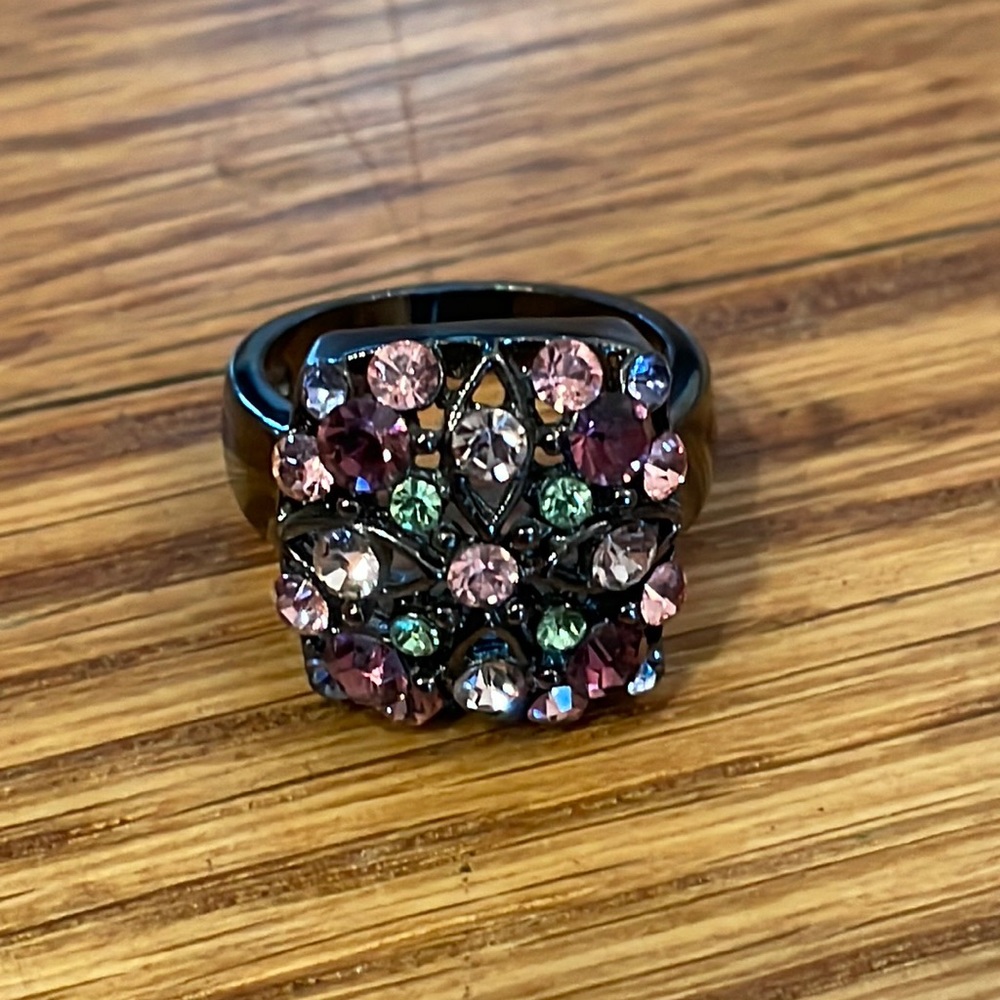 Multicolor ring